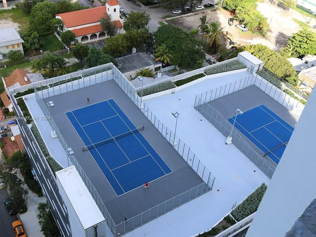 460 NE 28th St # 2305, Miami FL 33137