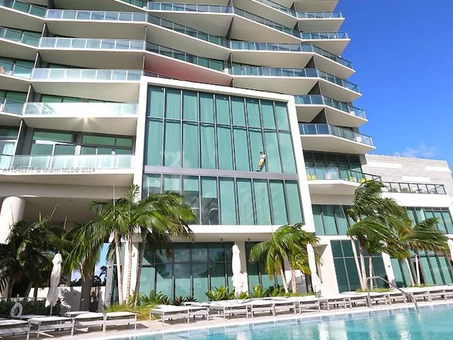 460 NE 28th St # 2305, Miami FL 33137