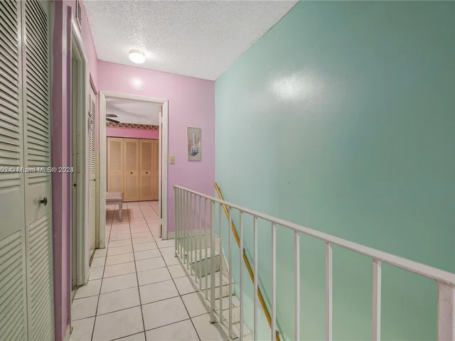 818 W 38th Ter # 20, Hialeah FL 33012