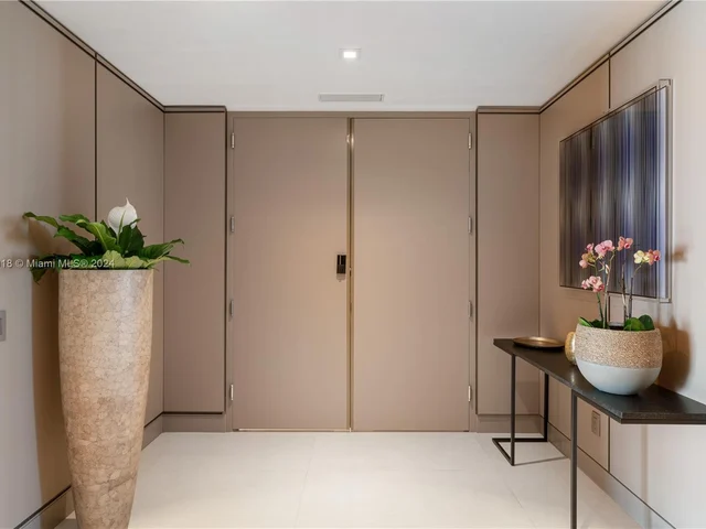 18975 Collins Ave # 1403, Sunny Isles Beach FL 33160