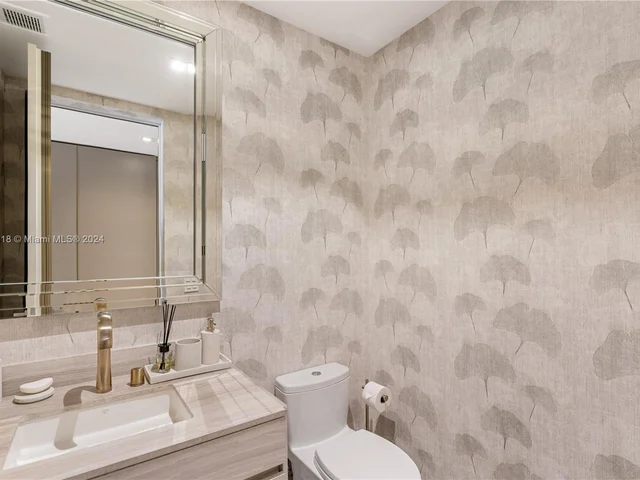 18975 Collins Ave # 1403, Sunny Isles Beach FL 33160