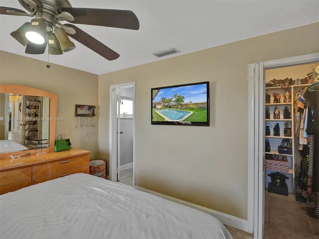 1990 NW 91st Way, Sunrise FL 33322