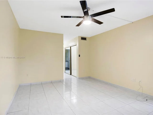 1680 NE 191st St # 2, Miami FL 33179