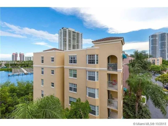 19701 E Country Club Dr # 205, Aventura FL 33180