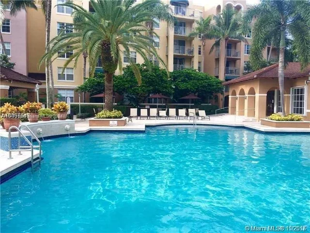 19701 E Country Club Dr # 205, Aventura FL 33180