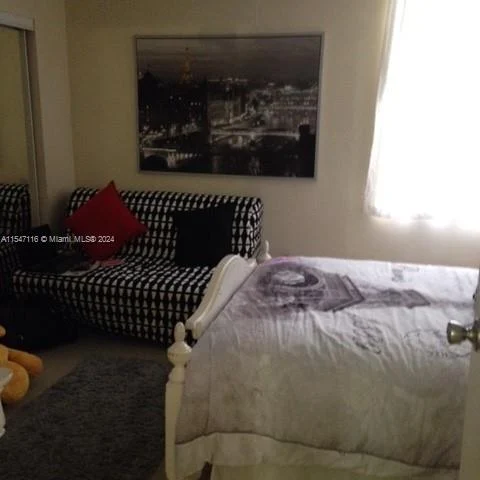 450 Commodore Dr # 315, Plantation FL 33325