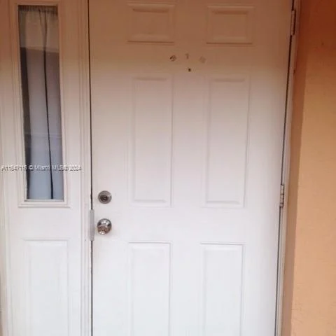 450 Commodore Dr # 315, Plantation FL 33325