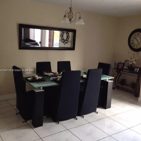 450 Commodore Dr # 315, Plantation FL 33325