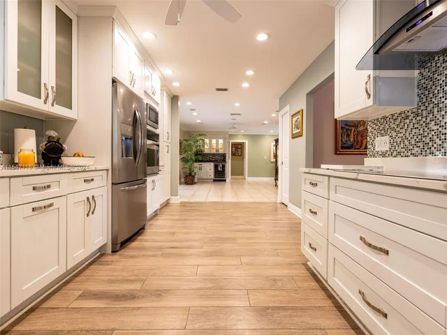 145 S Prospect Dr, Coral Gables FL 33133