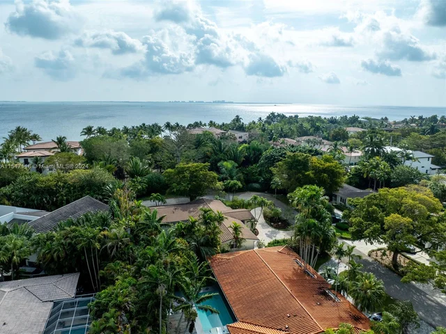 145 S Prospect Dr, Coral Gables FL 33133