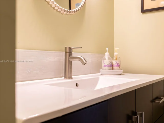 145 S Prospect Dr, Coral Gables FL 33133