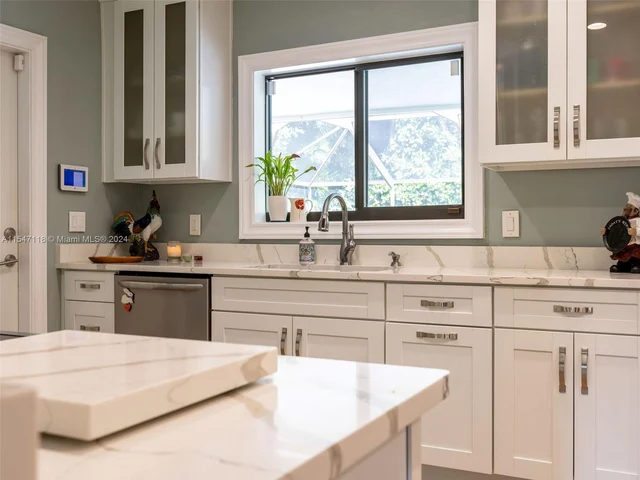 145 S Prospect Dr, Coral Gables FL 33133