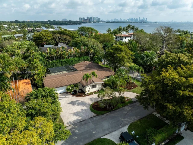 145 S Prospect Dr, Coral Gables FL 33133