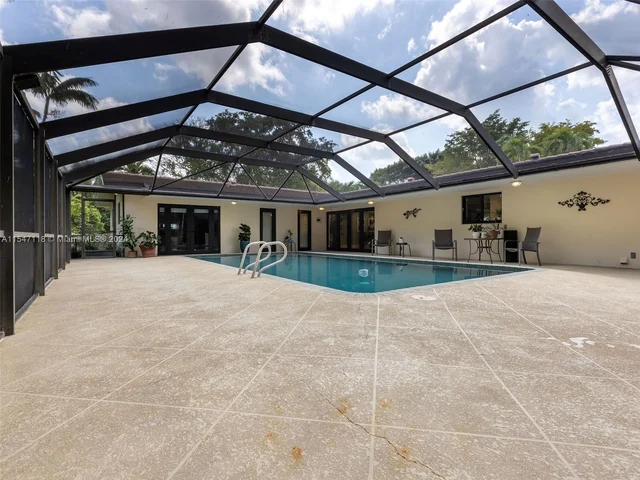 145 S Prospect Dr, Coral Gables FL 33133