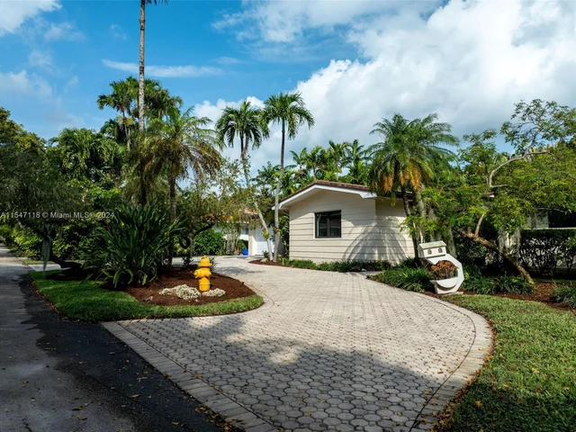 145 S Prospect Dr, Coral Gables FL 33133