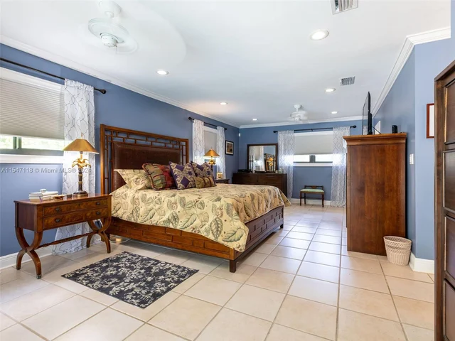 145 S Prospect Dr, Coral Gables FL 33133