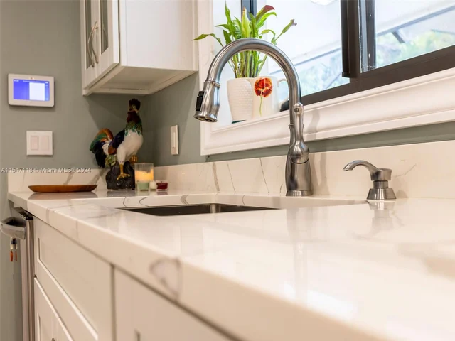 145 S Prospect Dr, Coral Gables FL 33133