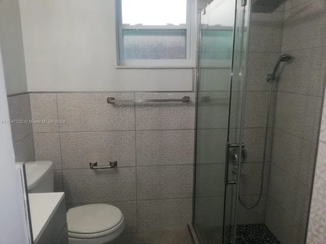 1590 Michigan Ave # 4, Miami Beach FL 33139