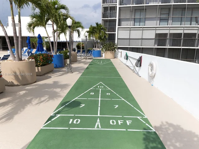 3701 N Country Club Dr # 1709, Aventura FL 33180