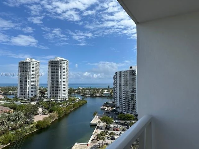 3701 N Country Club Dr # 1709, Aventura FL 33180