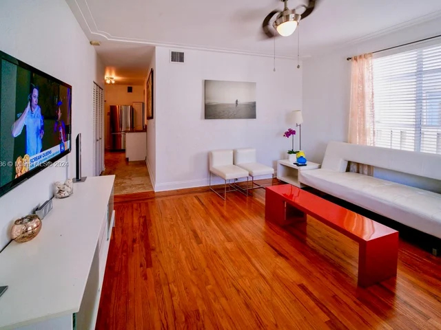 928 Euclid Ave # 1, Miami Beach FL 33139