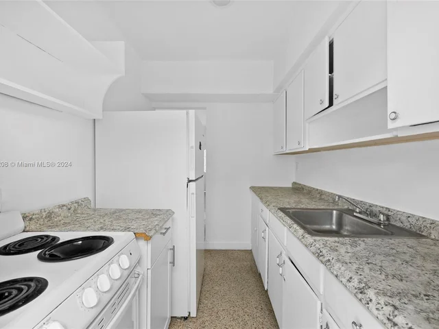 800 83rd St # 2, Miami Beach FL 33141