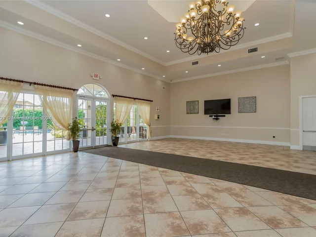 4150 NE 26th St, Homestead FL 33033