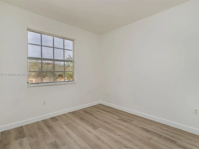 4150 NE 26th St, Homestead FL 33033