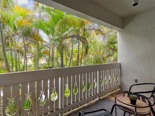 3145 Virginia St # 4, Miami FL 33133