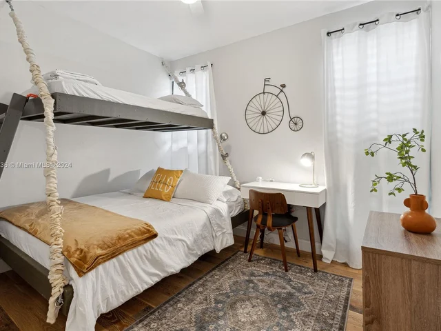 3145 Virginia St # 4, Miami FL 33133