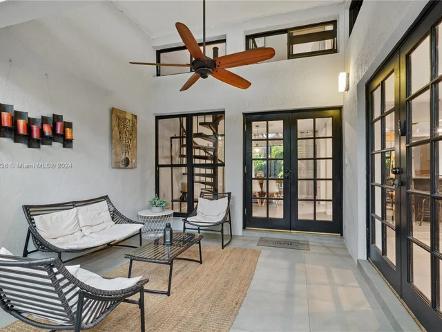 3145 Virginia St # 4, Miami FL 33133