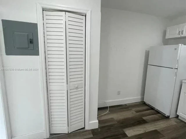 2118 N 19th Ave # 2, Hollywood FL 33020