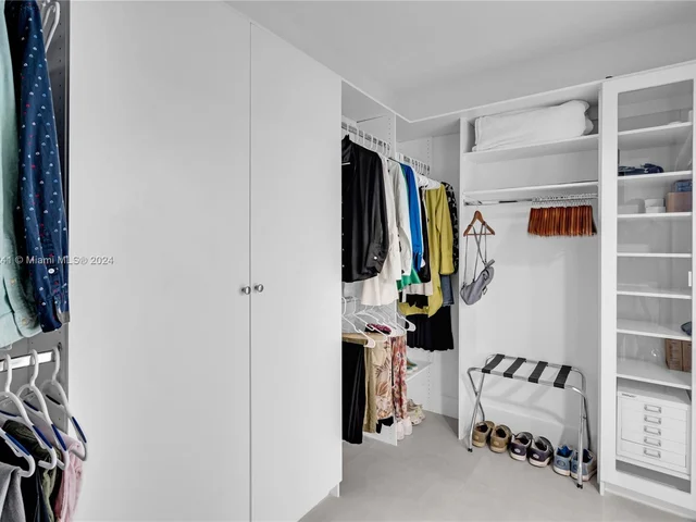 16425 Collins Ave # 1916, Sunny Isles Beach FL 33160