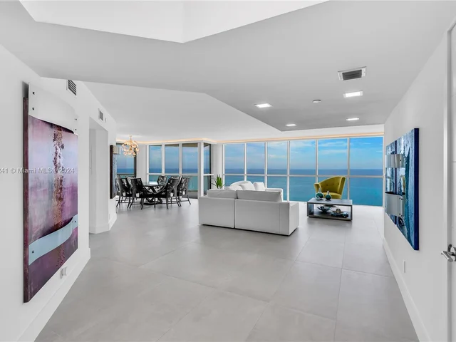 16425 Collins Ave # 1916, Sunny Isles Beach FL 33160