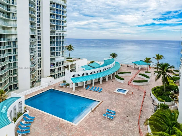 16425 Collins Ave # 1916, Sunny Isles Beach FL 33160