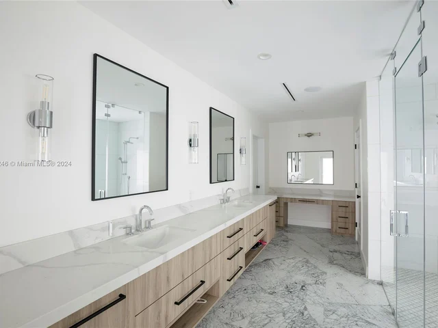 7505 SW 141st St, Palmetto Bay FL 33158