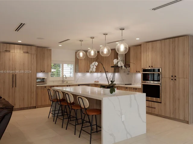 7505 SW 141st St, Palmetto Bay FL 33158