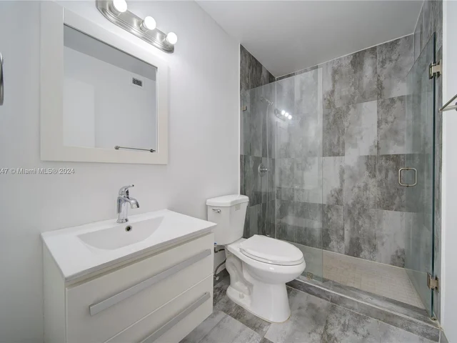 4560 NW 107TH AVE # 308, Doral FL 33178