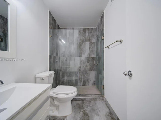 4560 NW 107TH AVE # 308, Doral FL 33178