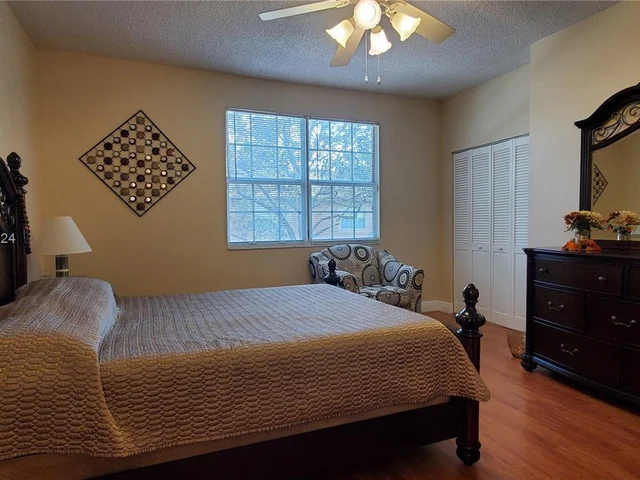 1376 Barcelona Way # 25, Weston FL 33327