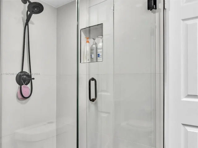 3100 NE 49th St # 303, Fort Lauderdale FL 33308