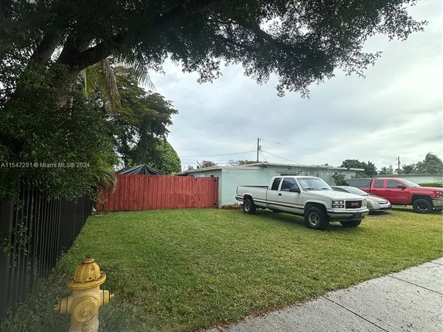 15365 Lincoln Dr, Homestead FL 33033