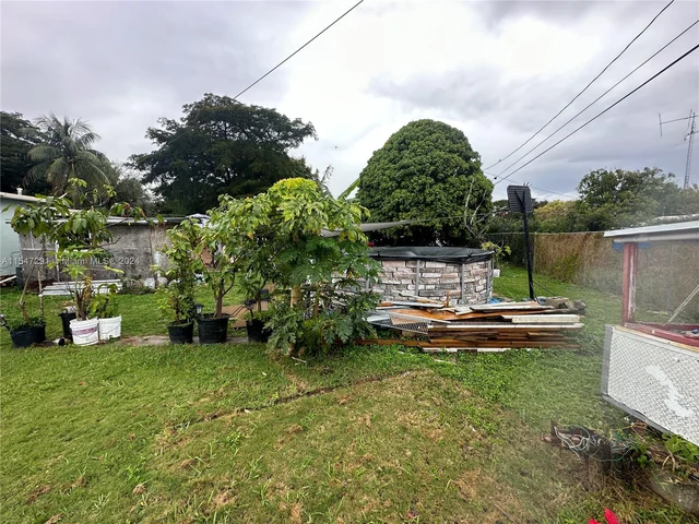 15365 Lincoln Dr, Homestead FL 33033