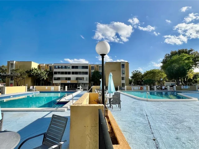 6901 SW 147th Ave # 2E, Miami FL 33193