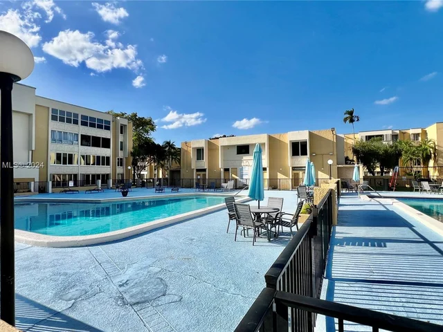 6901 SW 147th Ave # 2E, Miami FL 33193