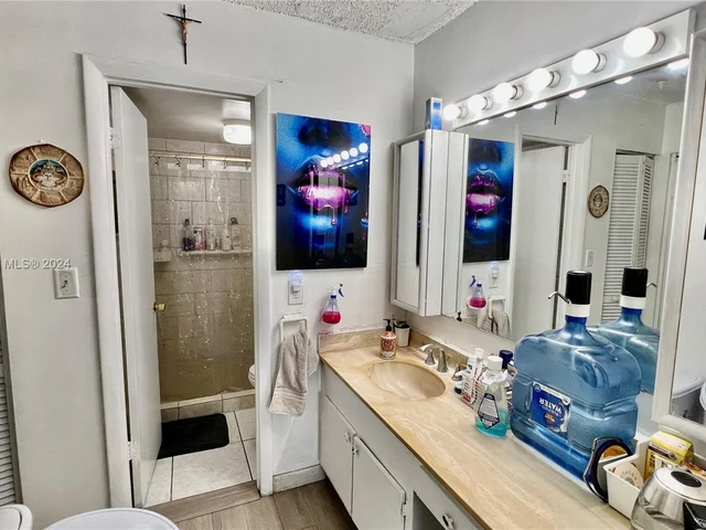 6901 SW 147th Ave # 2E, Miami FL 33193