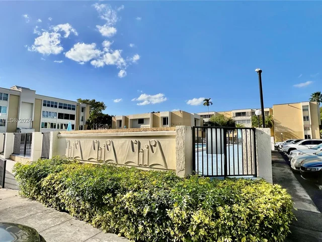 6901 SW 147th Ave # 2E, Miami FL 33193