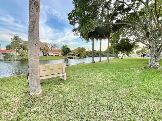 6901 SW 147th Ave # 2E, Miami FL 33193