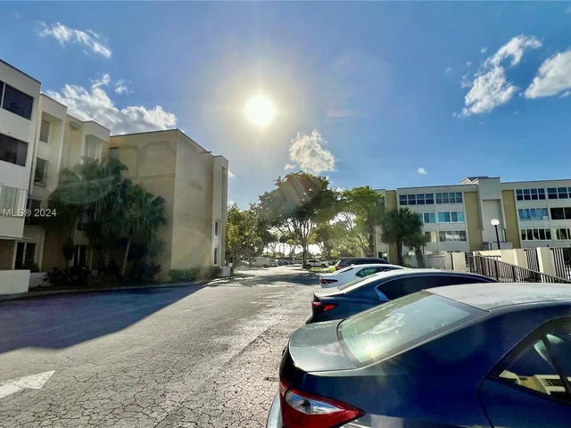 6901 SW 147th Ave # 2E, Miami FL 33193