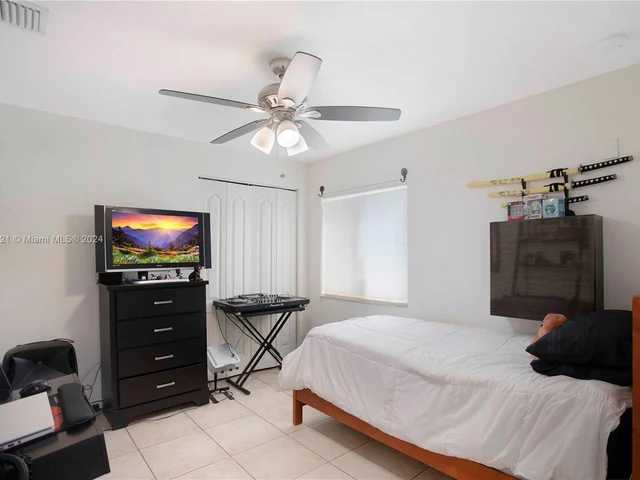 1381 SW 155th Ave, Miami FL 33194